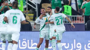ما القنوات الناقلة لمباراة الأهلي والخلود في دوري روشن السعودي 2025-2026؟ وكيف تشاهدها عبر الإنترنت؟